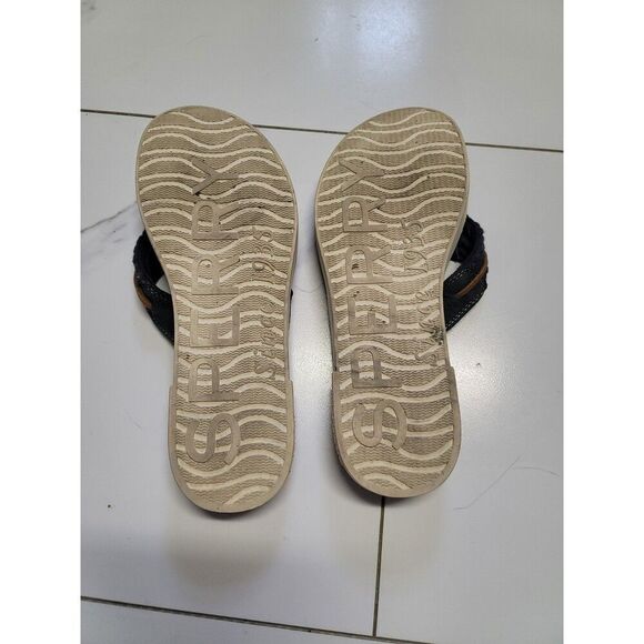 ~ Womens Sperry top sider flip flops - some damage in picture - Picture 2 of 7